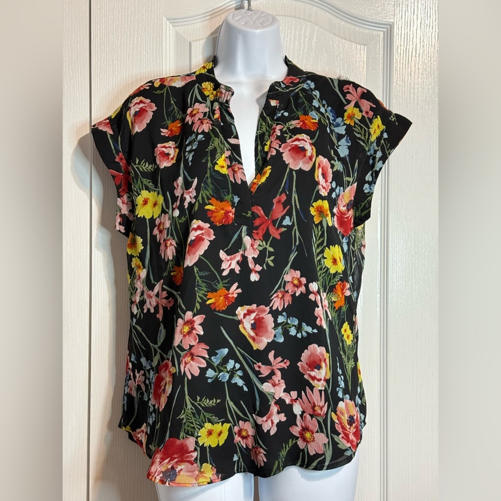 Vince Camuto Floral-Print High-Low Hem Blouse 🌸